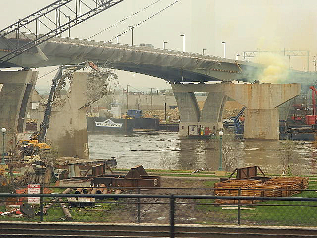 Minneapolis bridge demolition